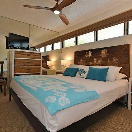 1 Bedroom Ocean Front Condo In Lahaina Town - Sleeps 4 - Lahaina Roads #204 Exterior foto