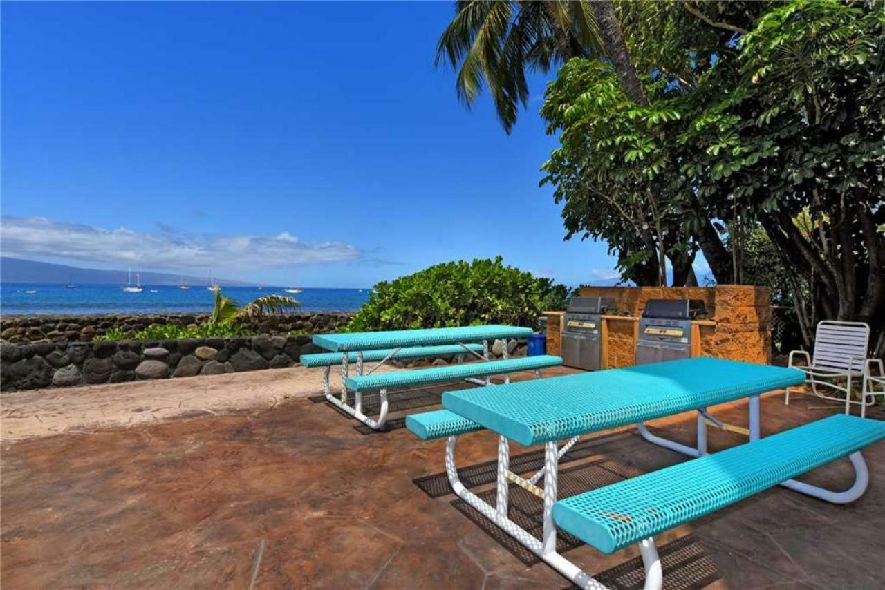 1 Bedroom Ocean Front Condo In Lahaina Town - Sleeps 4 - Lahaina Roads #204 Exterior foto